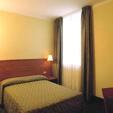 Re Hotel Lissone